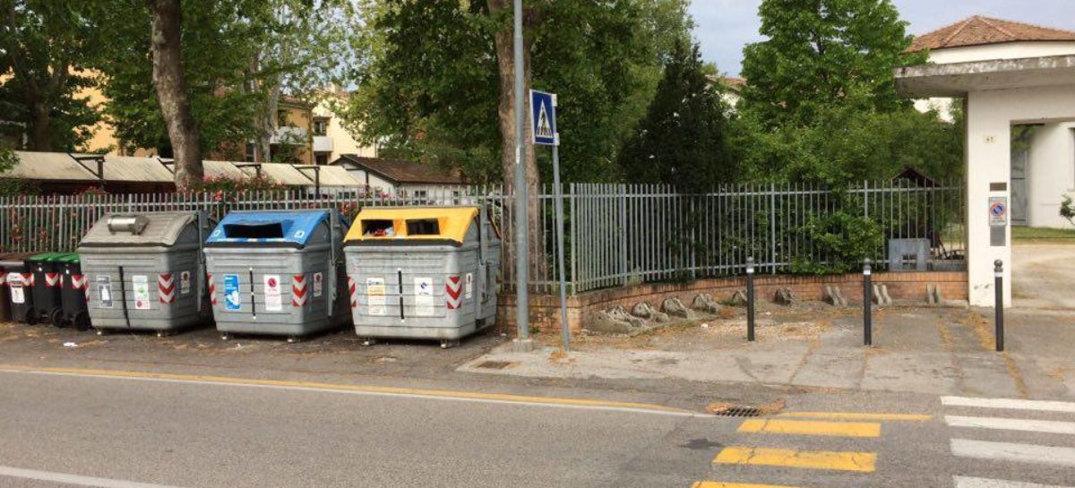 Santarcangelo: Museo degli Usi e Costumi della Gente di Romagna, visto da fuori . . .